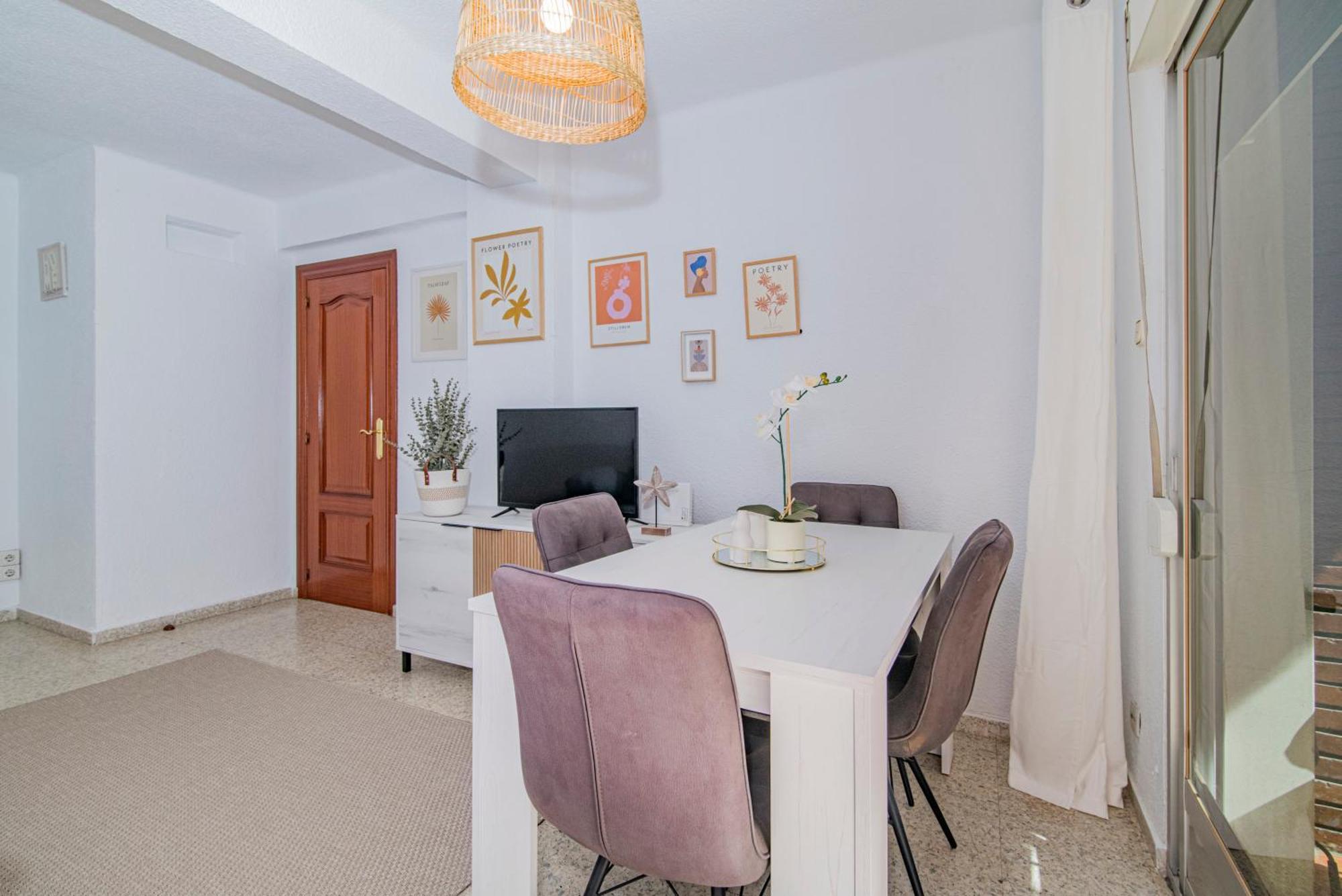 Delfin Retreat Con Terraza Junto A Parada De Metro Granada Eksteriør billede