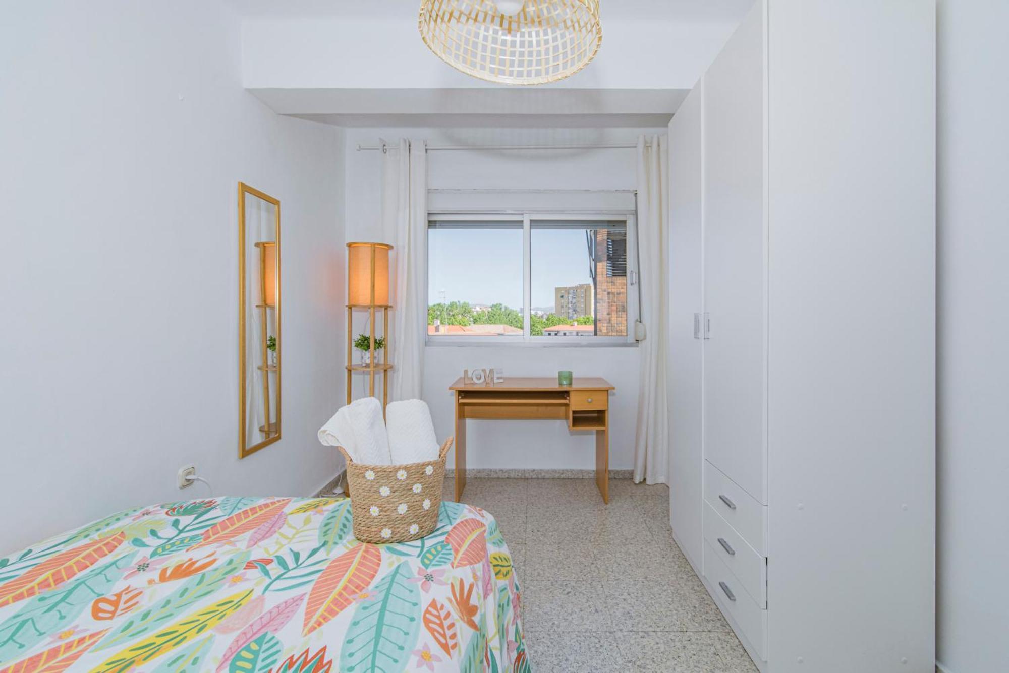 Delfin Retreat Con Terraza Junto A Parada De Metro Granada Eksteriør billede