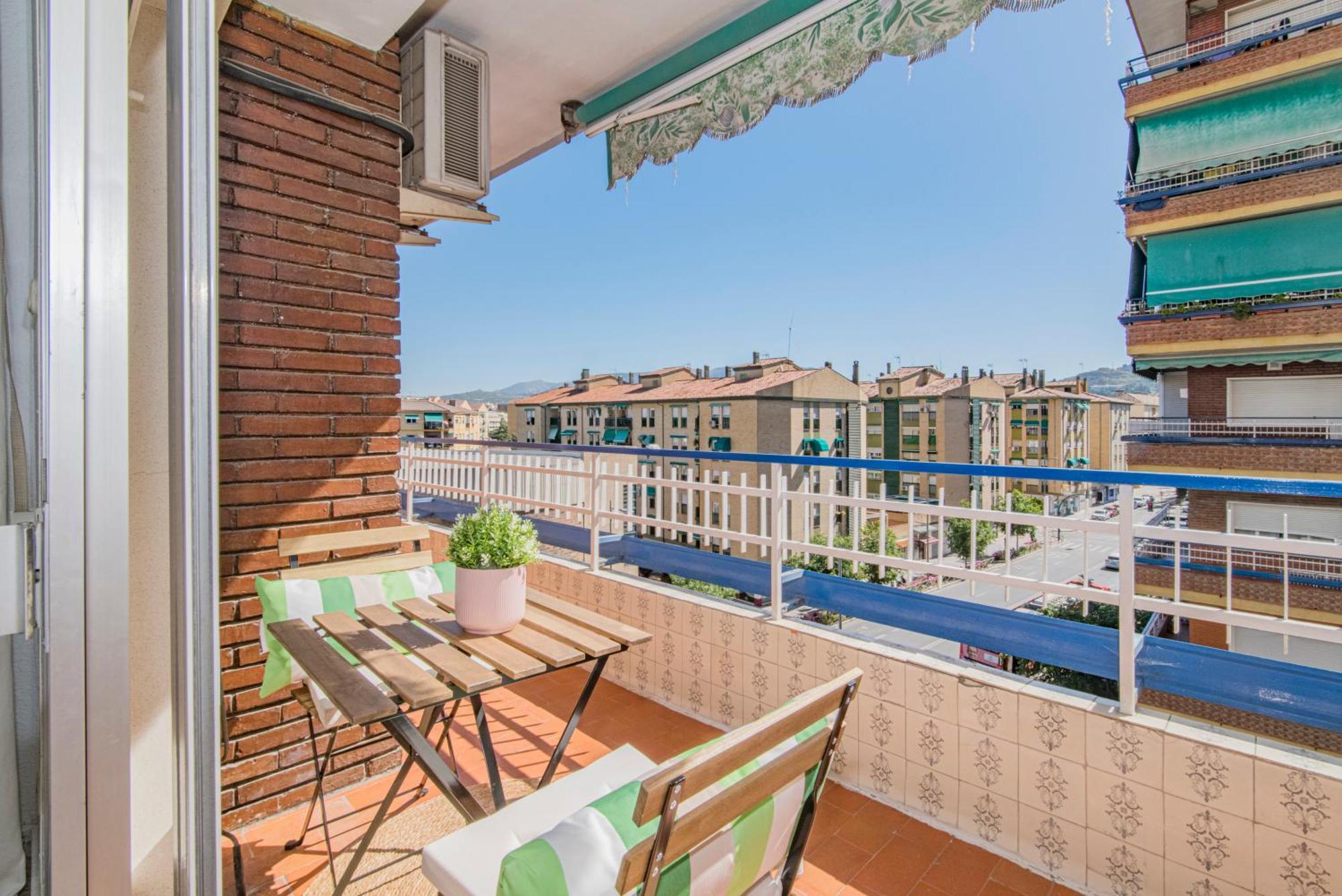 Delfin Retreat Con Terraza Junto A Parada De Metro Granada Eksteriør billede